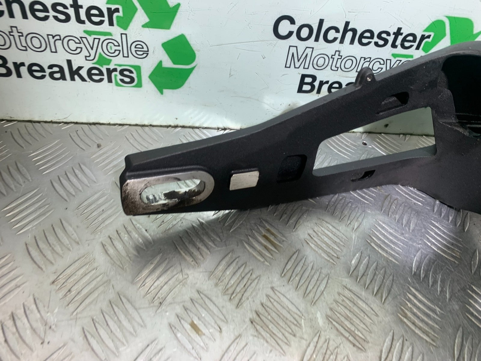 DUCATI 937 MONSTER SWINGARM  YEAR 2021-2024 (CMB1270)