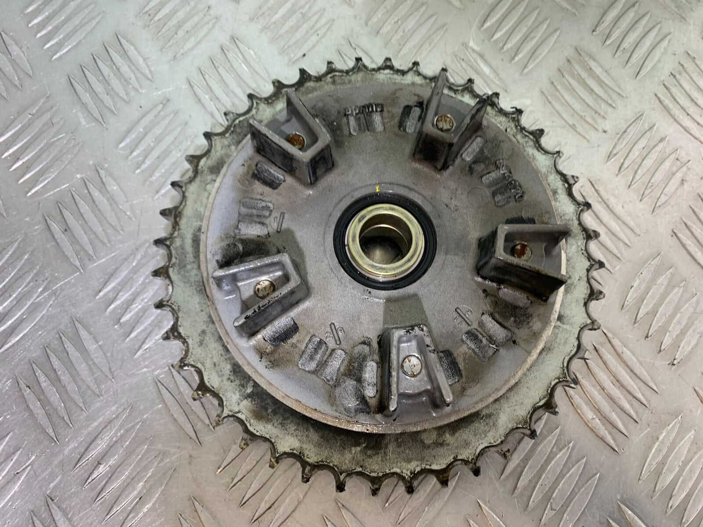 APRILIA SL750 SL 750 SHIVER REAR SPROCKET CARRIER  YEAR 2012 (CMB1074)