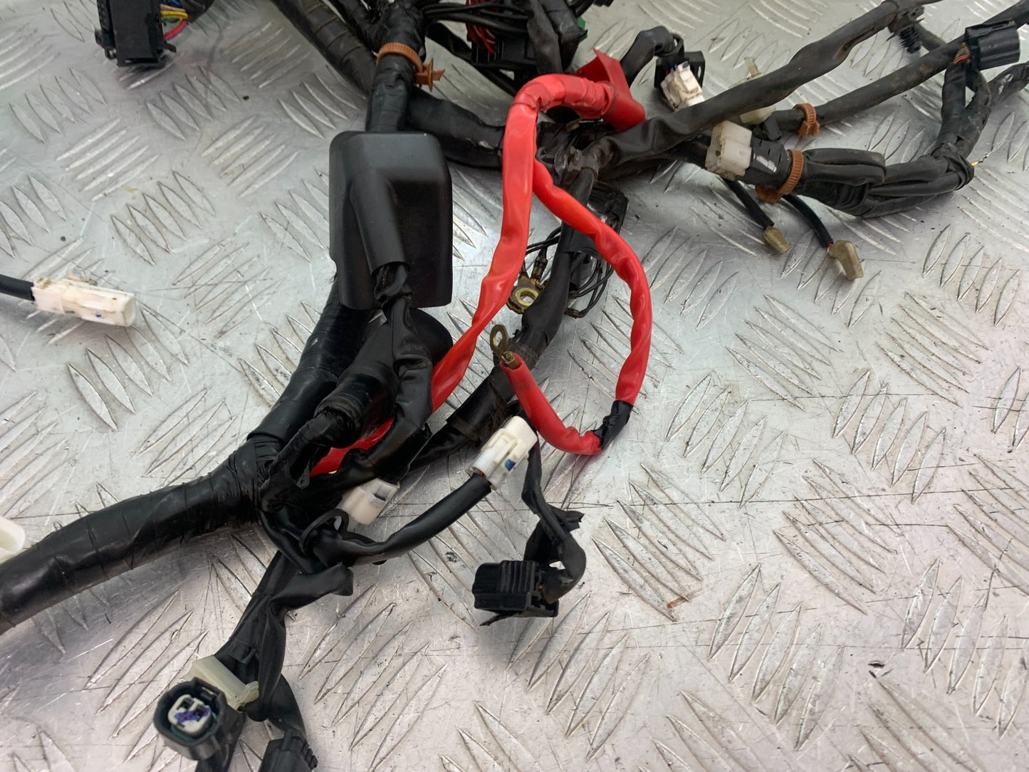 YAMAHA XMAX 300 WIRING LOOM   YEAR 2017-2020 (CMB1218)