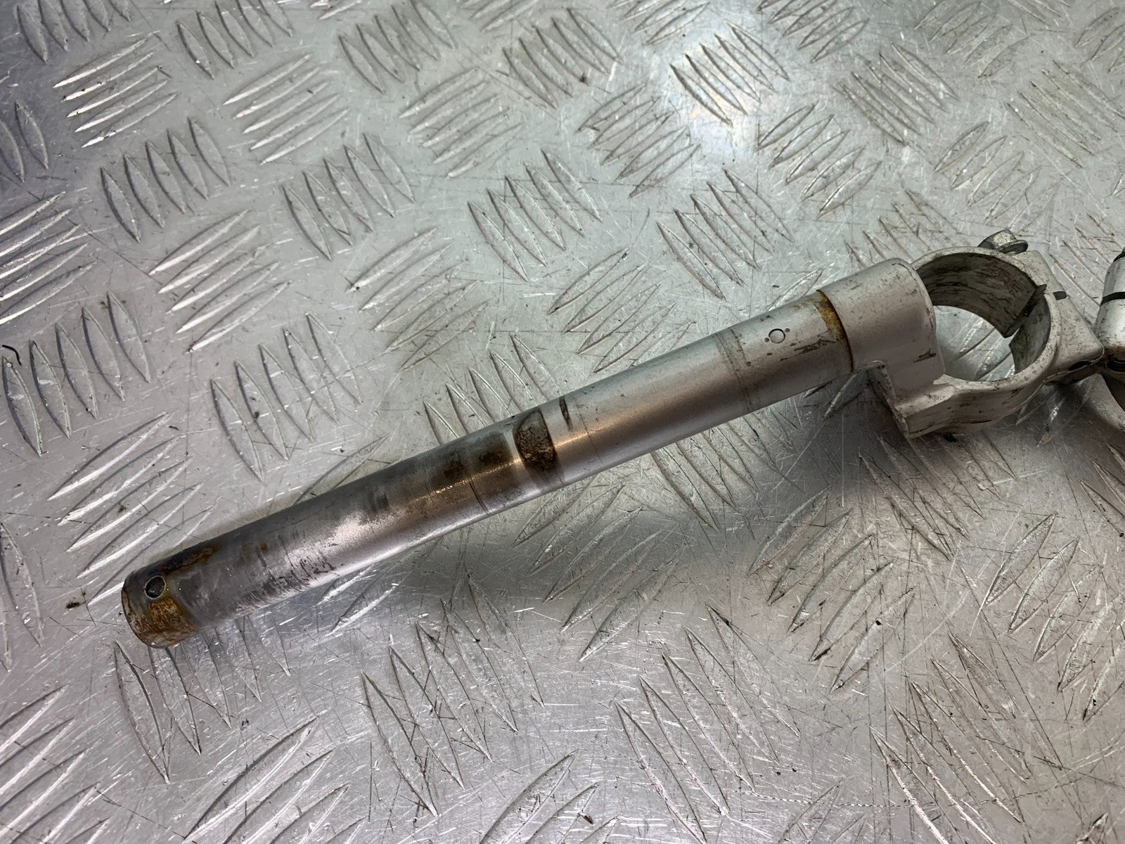 HONDA VFR800 VFR 800 V-TEC HANDLEBARS   YEAR 2002 -09 (CMB1296)