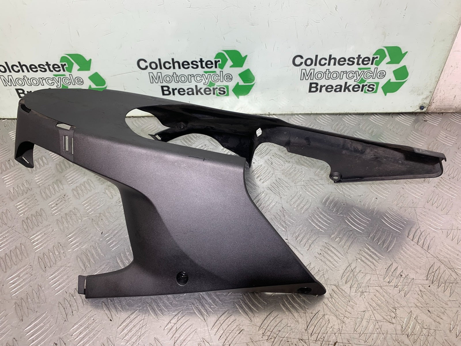 HONDA CBR1000 rr FIREBLADE BELLYPAN   2008-2011 (CMB1253)