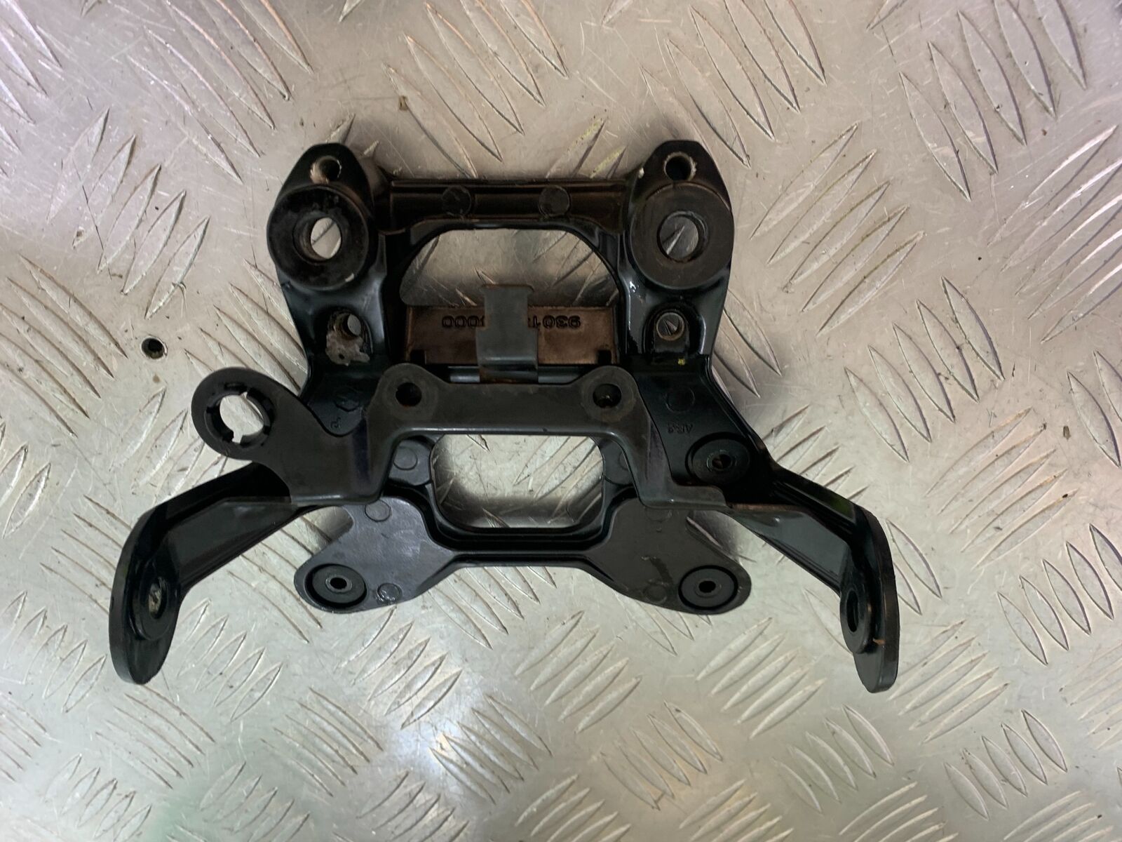 KTM 125 DUKE BRACKET  YEAR 2018-2023 (CMB1083)