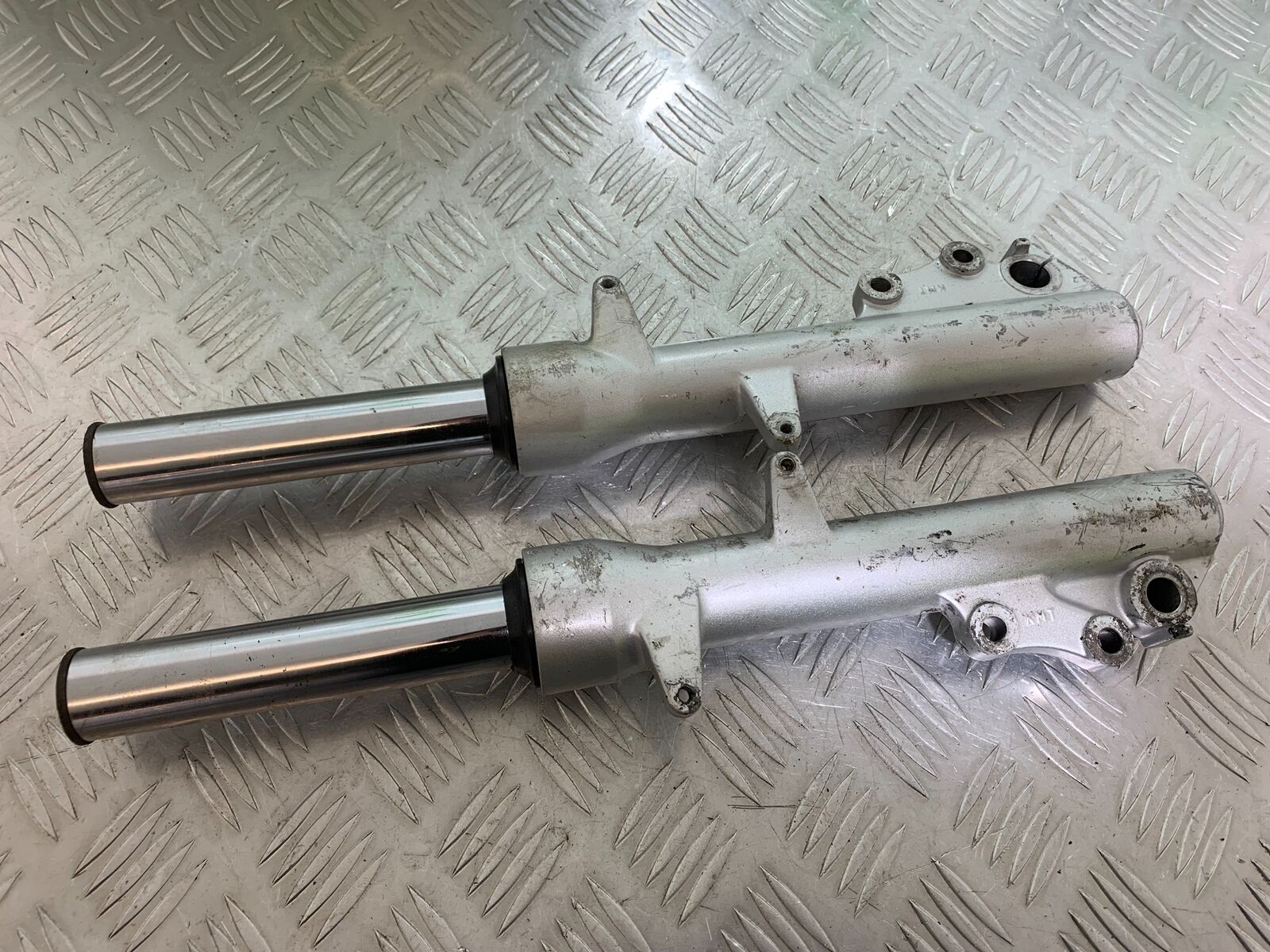 PIAGGIO X EVO 400 FORKS  YEAR 2007-2011 (CMB1069)