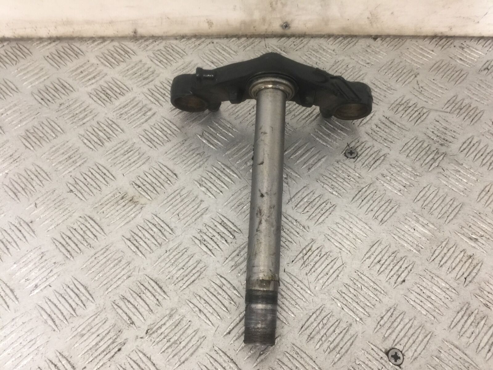 HONDA CB125 F CB 125 F BOTTOM YOKE  YEAR 2015-2020 (STOCK 866)