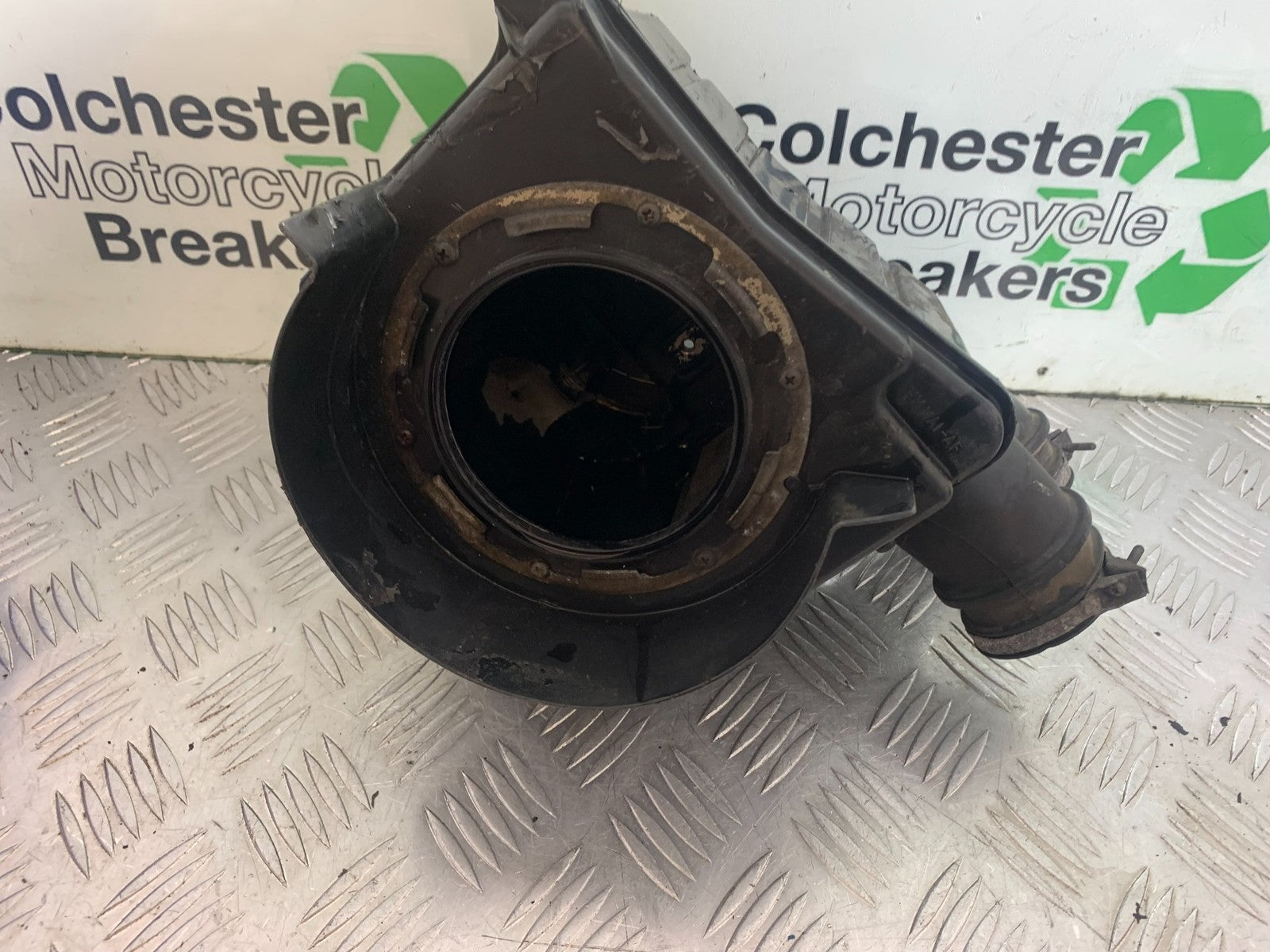 HONDA GL500 GL 500 SILVERWING AIRBOX  YEAR 1981-82  (CMB1168)