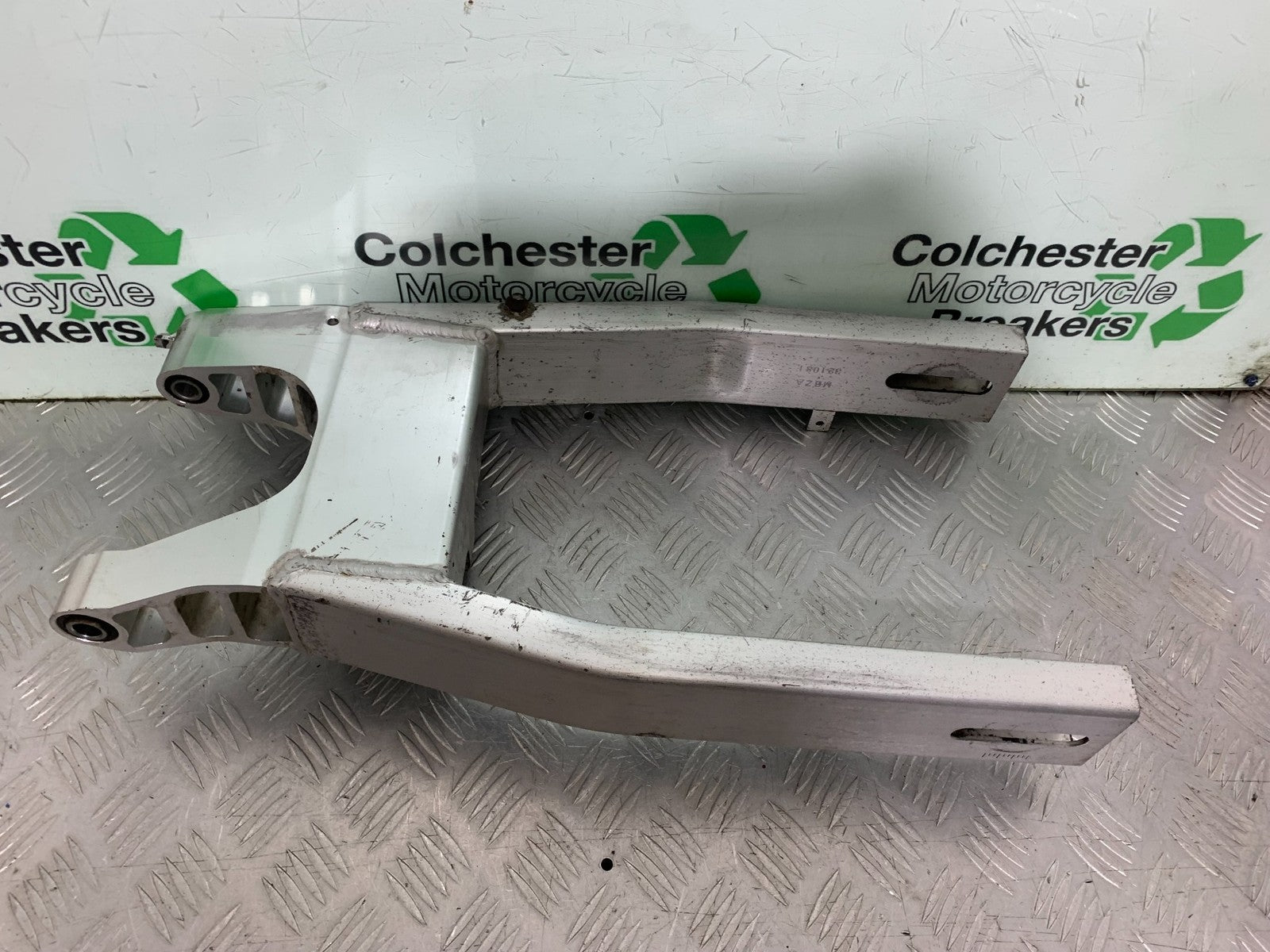 HONDA CB600 CB 600 HORNET SWINGARM   YEAR 1998-2002 (CMB1297)