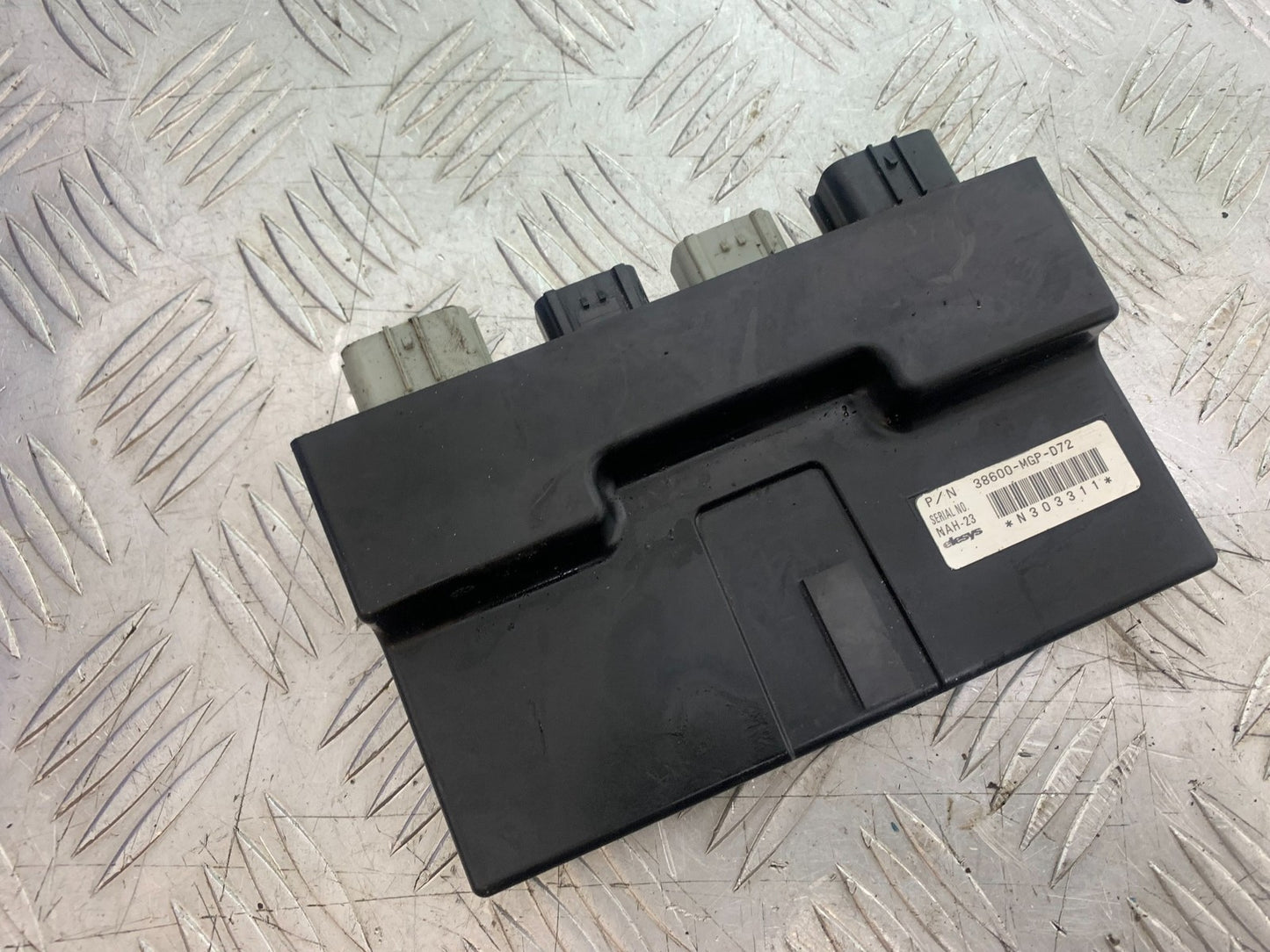 HONDA CBR1000 rr FIREBLADE ABS CONTROL BOX  YEAR 2012-2016 (CMB1198)