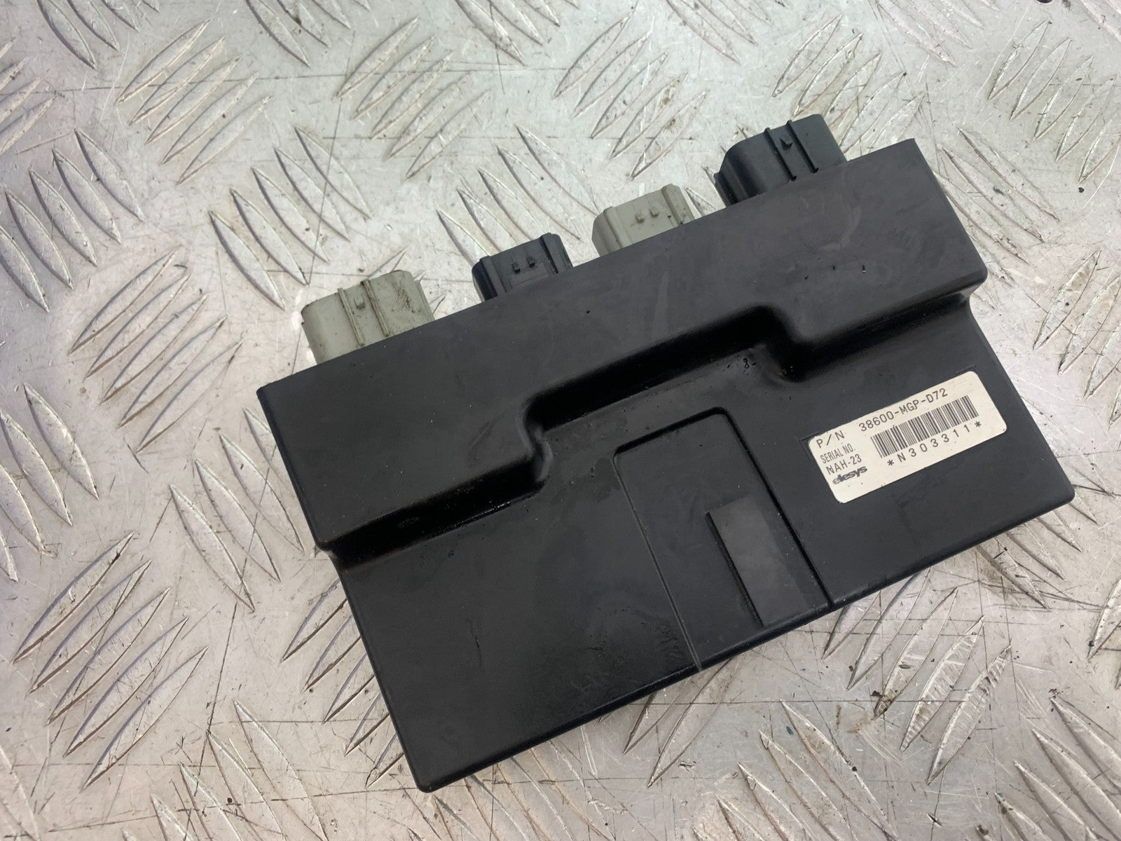 HONDA CBR1000 rr FIREBLADE ABS CONTROL BOX  YEAR 2012-2016 (CMB1198)