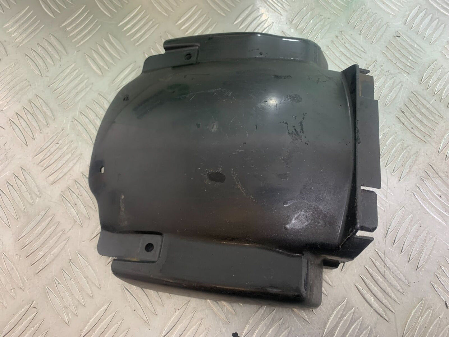 YAMAHA XV535 XV 535 VIRAGO INNER REAR MUDGUARD YEAR 1994-02 (CMB1044)