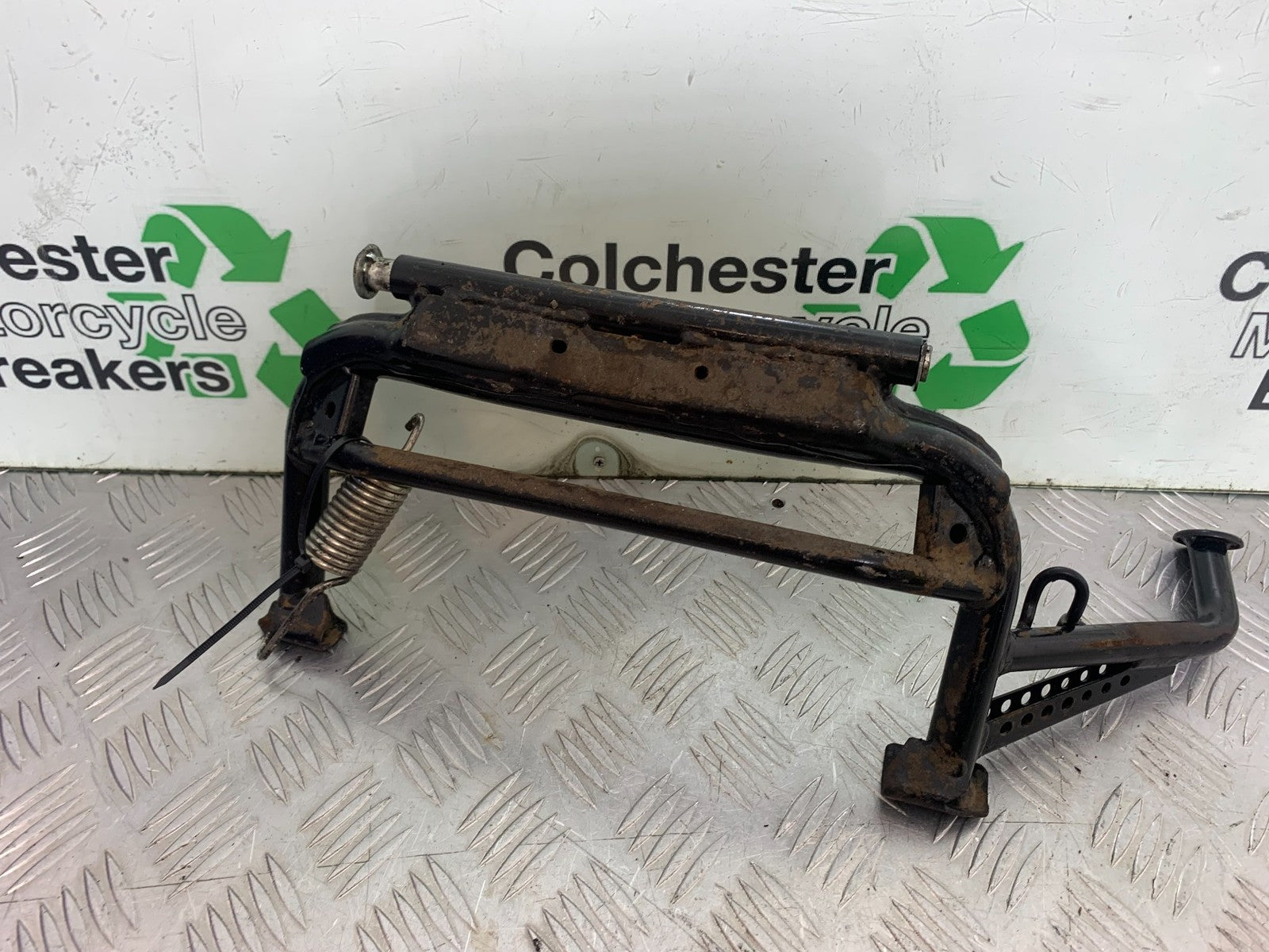 YAMAHA XMAX 300 CENTER STAND YEAR 2017-2020 (CMB1218)