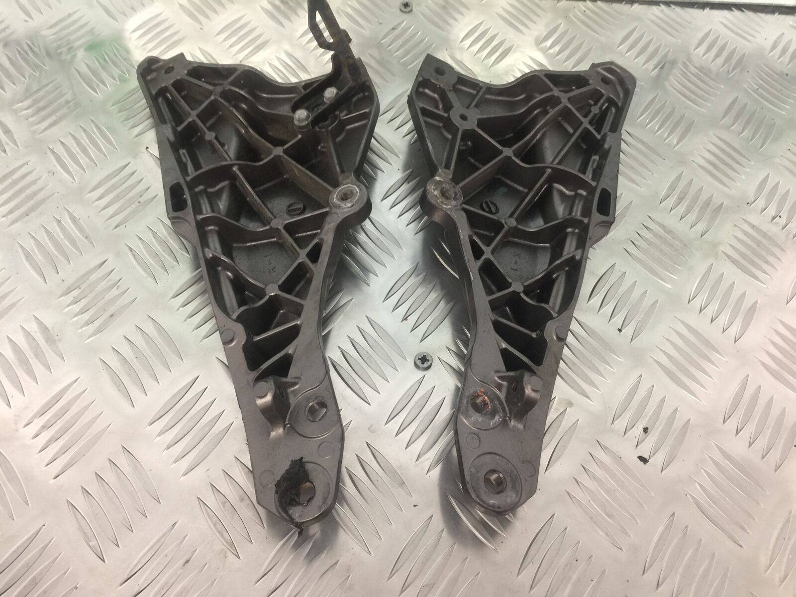 KAWASAKI Z1000 SX REAR SUBFRAME  YEAR 2011-13 (STOCK 911)