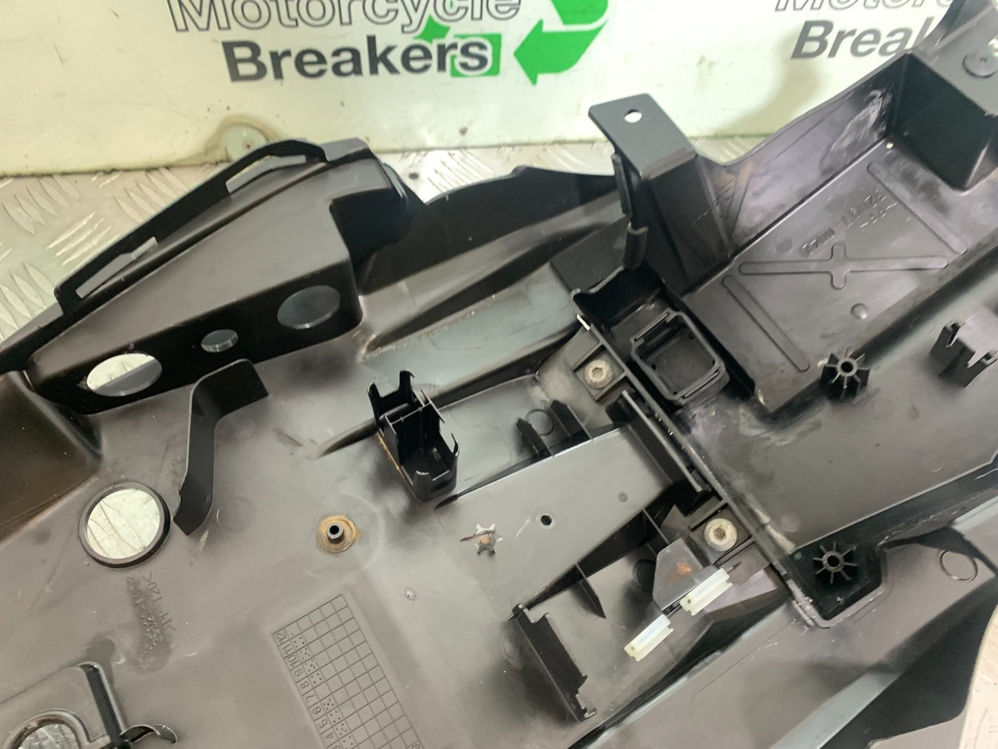 KAWASAKI Z1000 SX UNDERTRAY  YEAR 2014-16 (CMB1264)