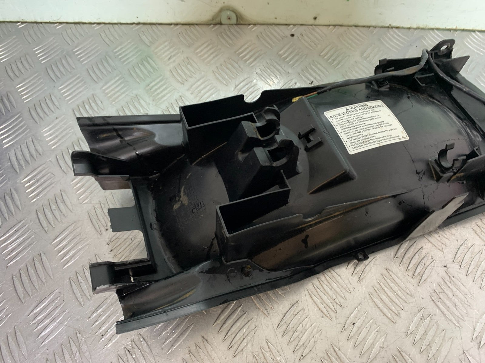 HONDA CBF500 CBF 500 UNDERTRAY  YEAR 2004-2008  (CMB1294)
