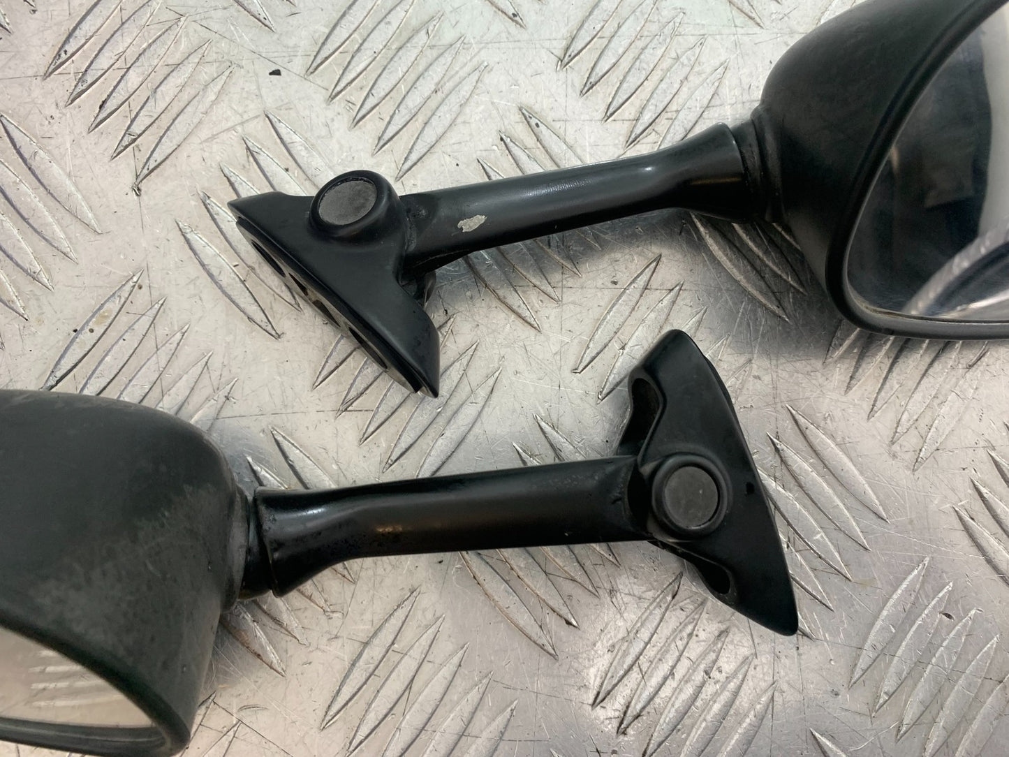 SUZUKI GSXR600 GSXR 600 K1 K2 K3 LEFT AND RIGHT MIRRORS   1999-03 (CMB1284)