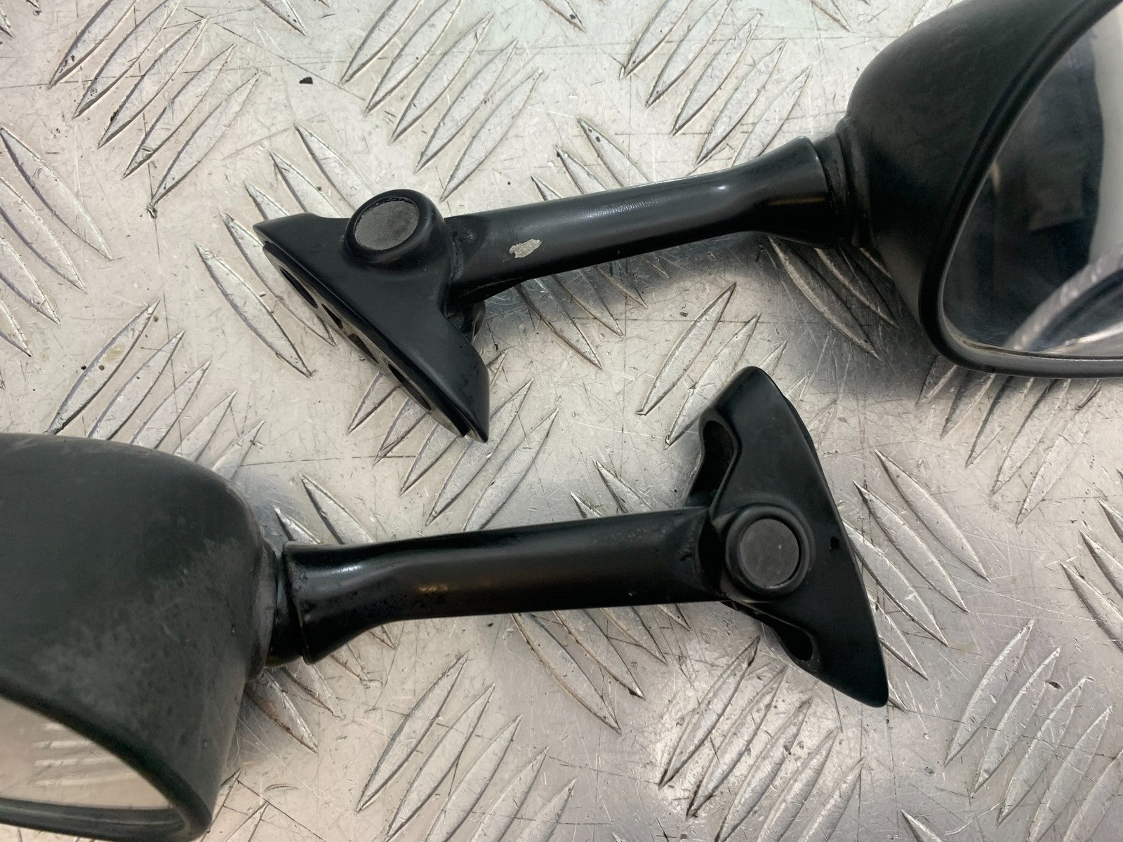 SUZUKI GSXR600 GSXR 600 K1 K2 K3 LEFT AND RIGHT MIRRORS   1999-03 (CMB1284)