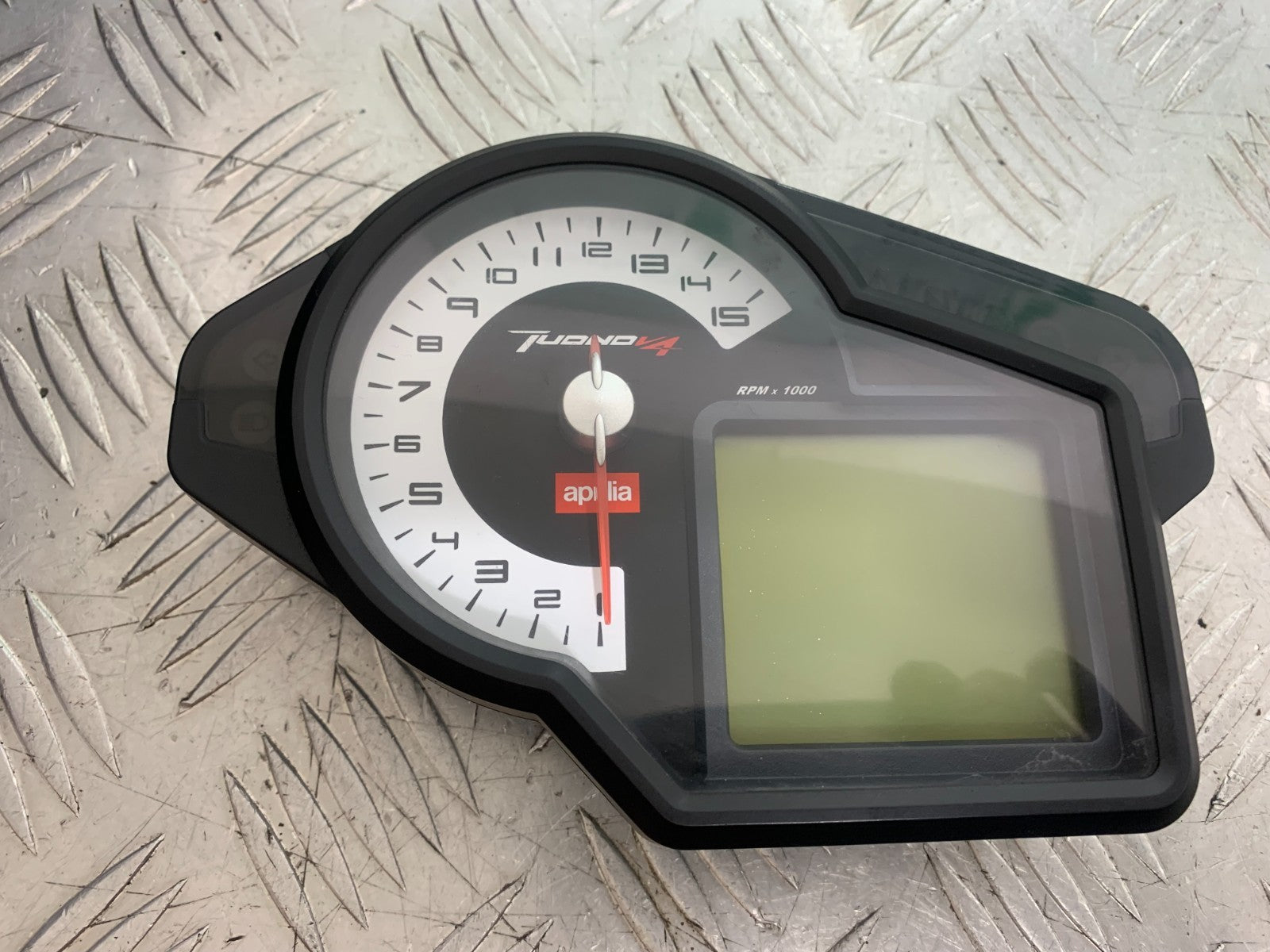 APRILIA TUONO 1000 V4R CLOCKS SPEEDO DASH  YEAR 2011-13  (CMB1331)