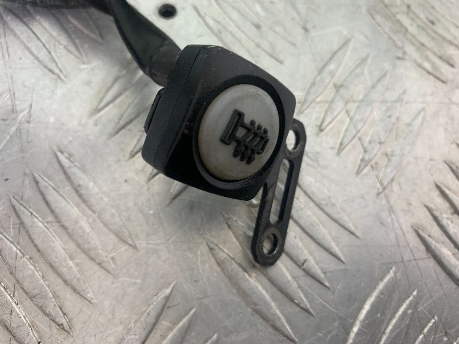 TRIUMPH 675 STREET TRIPLE HEATED GRIP SWITCH   2013-2016 (CMB1186)