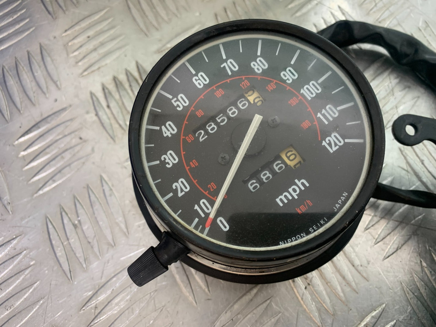 HONDA GL500 GL 500 SILVERWING CLOCKS  YEAR 1981-82  (CMB1168)