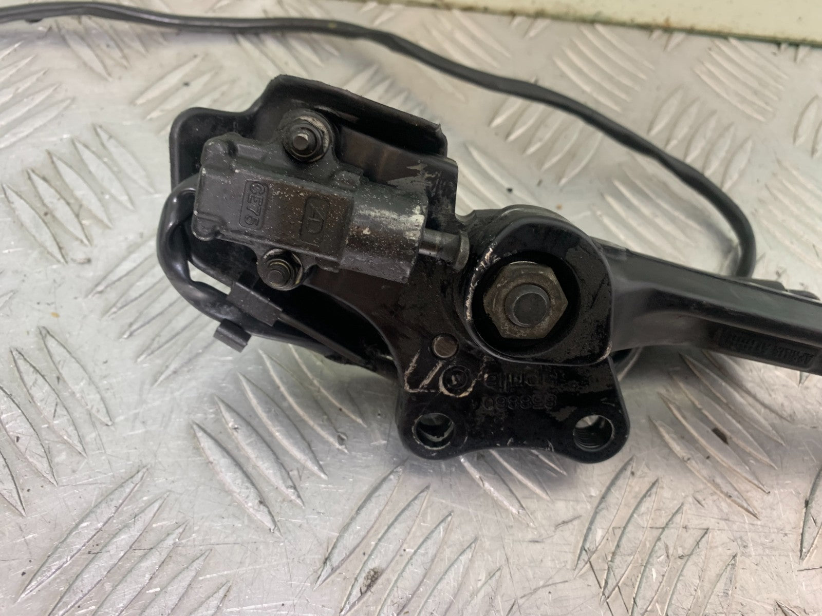 APRILIA TUONO 1000 V4R SIDE STAND AND BRACKET   YEAR 2011-13  (CMB1331)