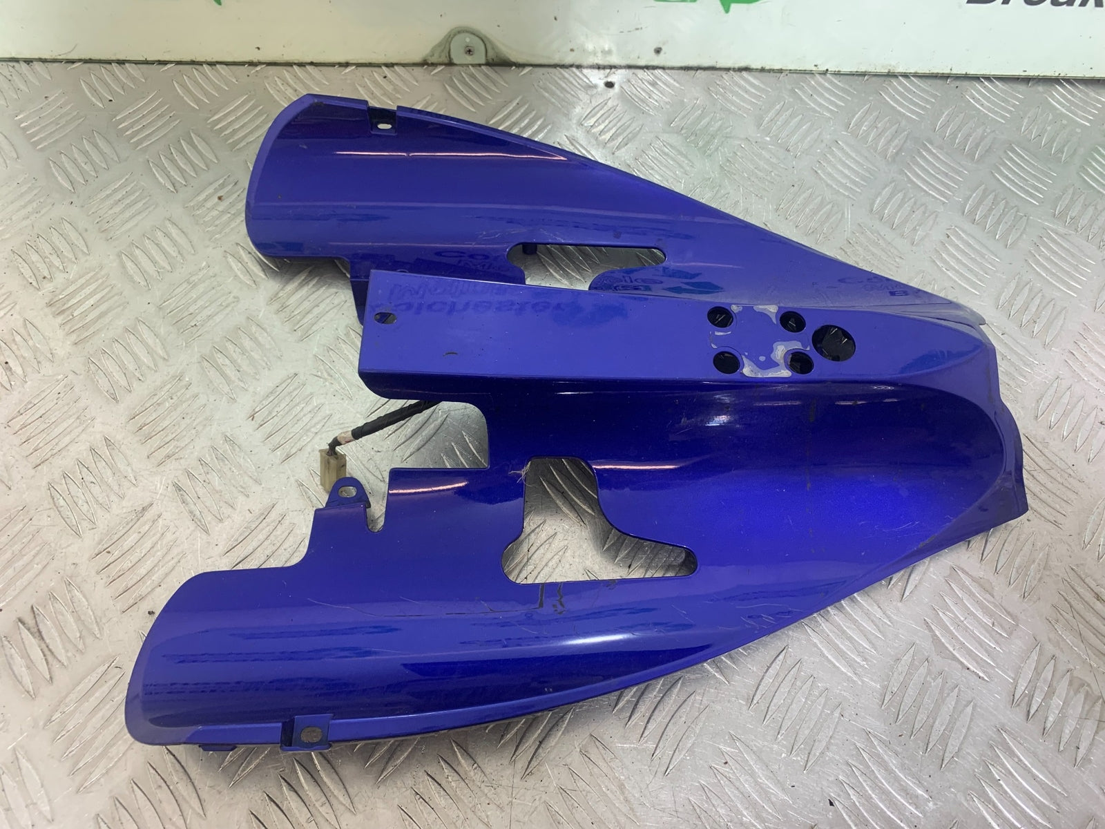 YAMAHA YZF R1 UNDERTRAY YEAR 2004-2006 (CMB1155)