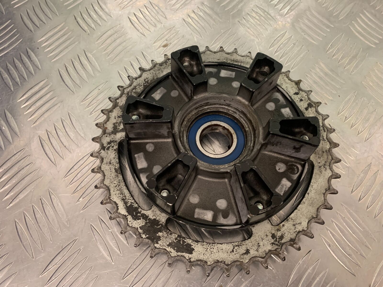 YAMAHA XJ6 XJ6-S REAR SPROCKET CARRIER  YEAR 2009-2015 (STOCK 991)