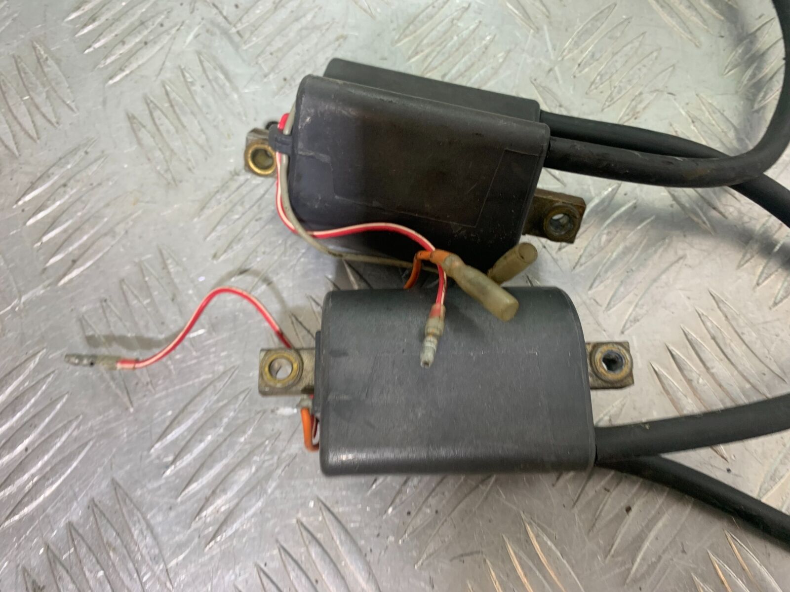 YAMAHA XS1100 MIDNIGHT SPECIAL COILS AND CAPS   YEAR 1980-1982 (CMB1122)