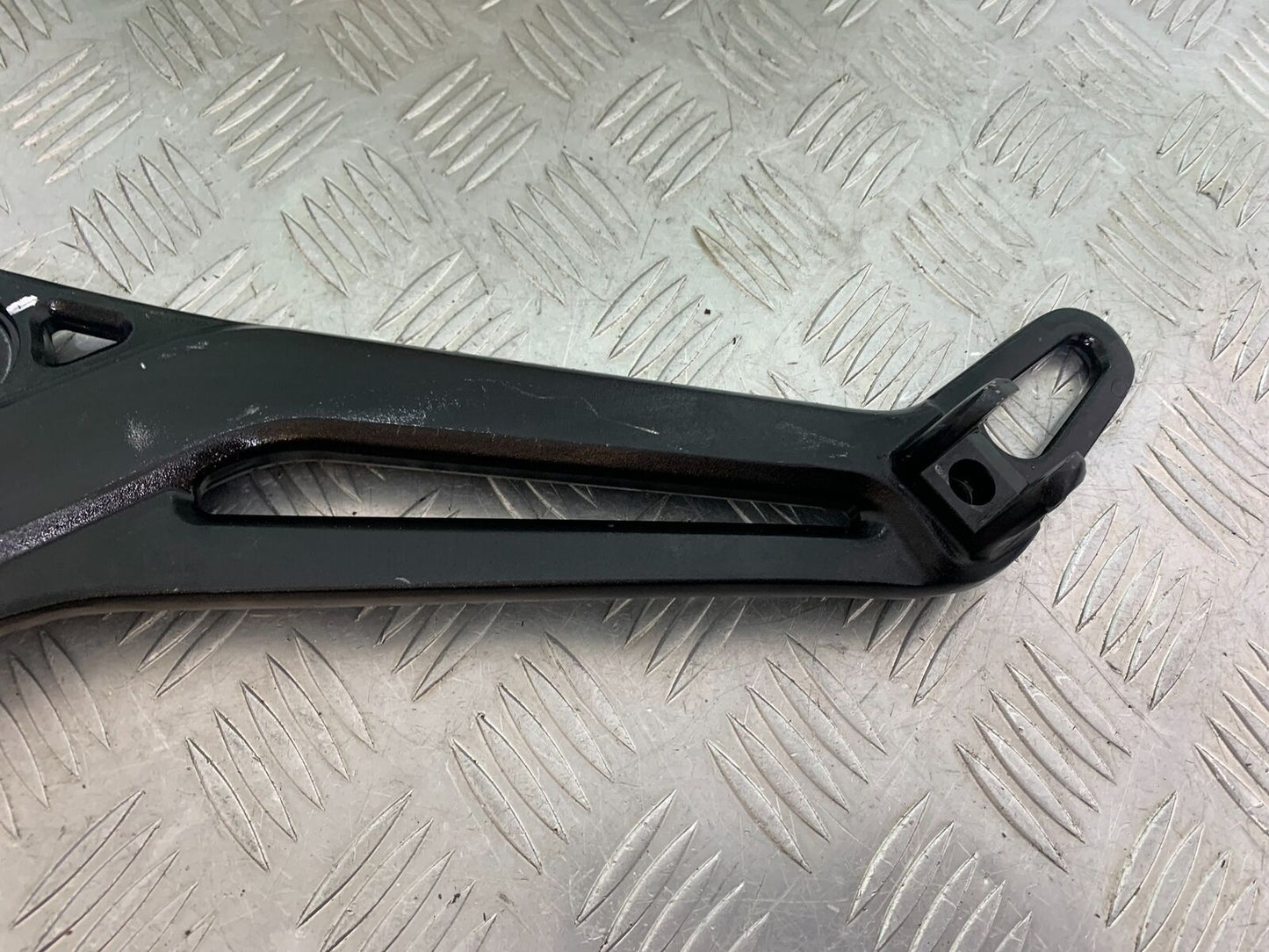 BENELLI LEONCINO 500 TRIAL LEFT HANGER  YEAR 2020 (CMB1106)