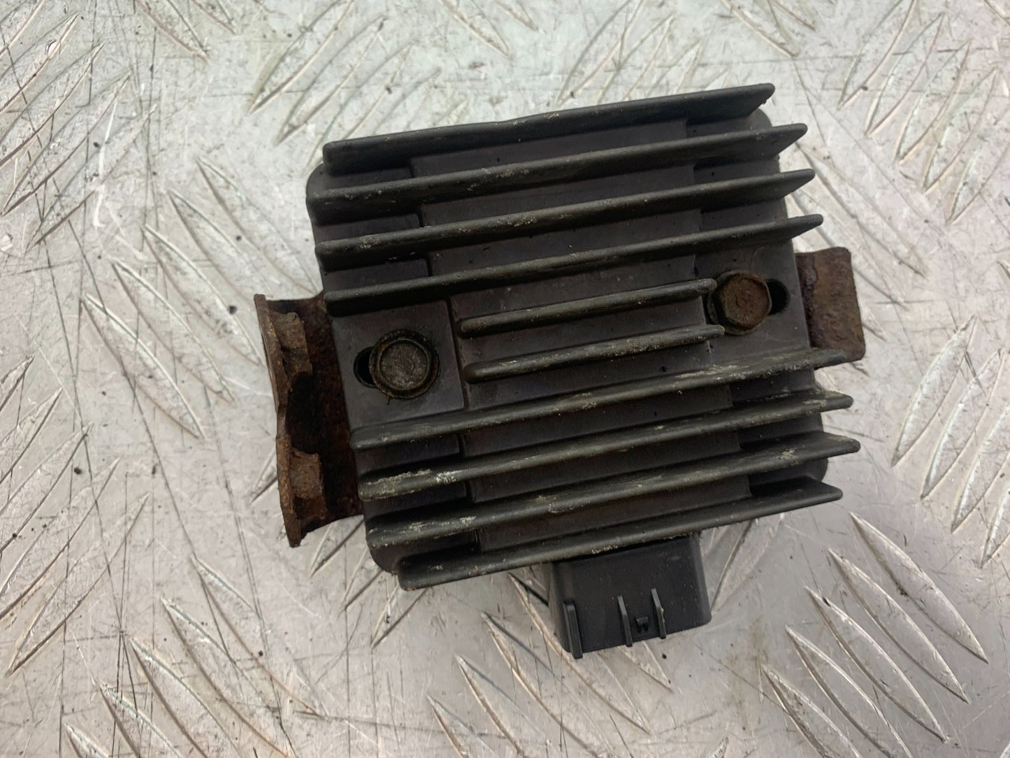 KAWASAKI Z750 Z 750 REGULATOR YEAR 2004-2006  (CMB1234)
