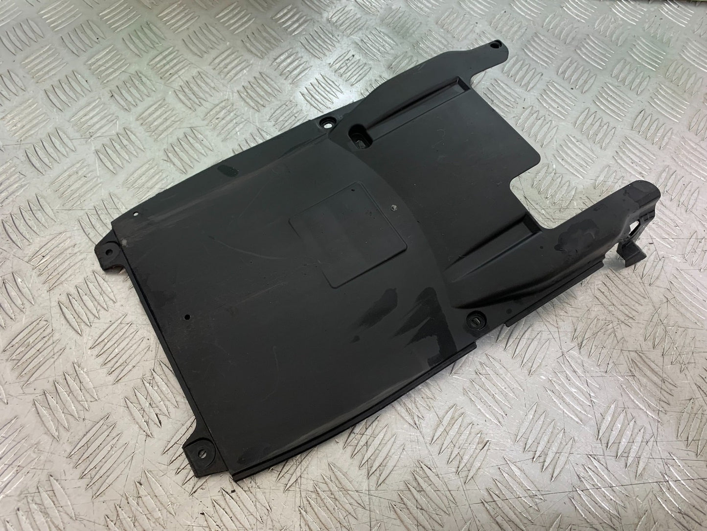 HONDA NSC110 VISION UNDERTRAY  YEAR 2017-2020 (CMB1249)