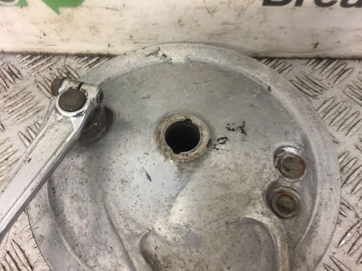 HONDA VT1100 C SHADOW REAR BRAKE HUB YEAR 1987-1996  (STOCK 540)