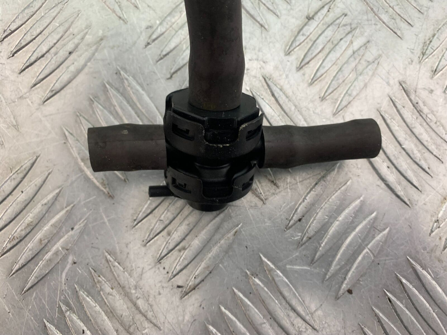 KAWASAKI Z750 Z 750 AIR VALVE  YEAR 2004-2006  (CMB1104)