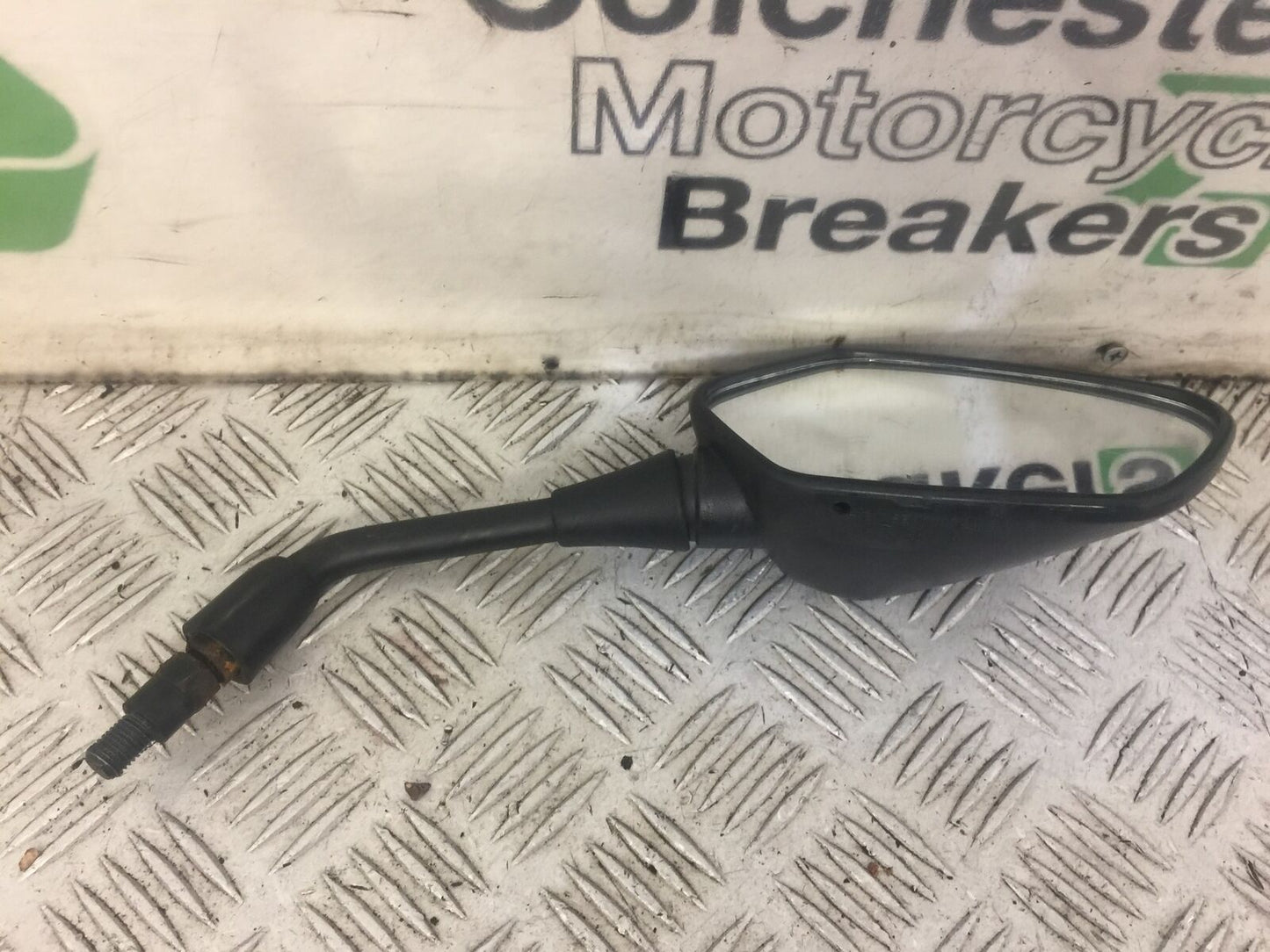 HONDA CB900 CB 900 HORNET RIGHT MIRROR  YEAR 2002-06 (STOCK 633)