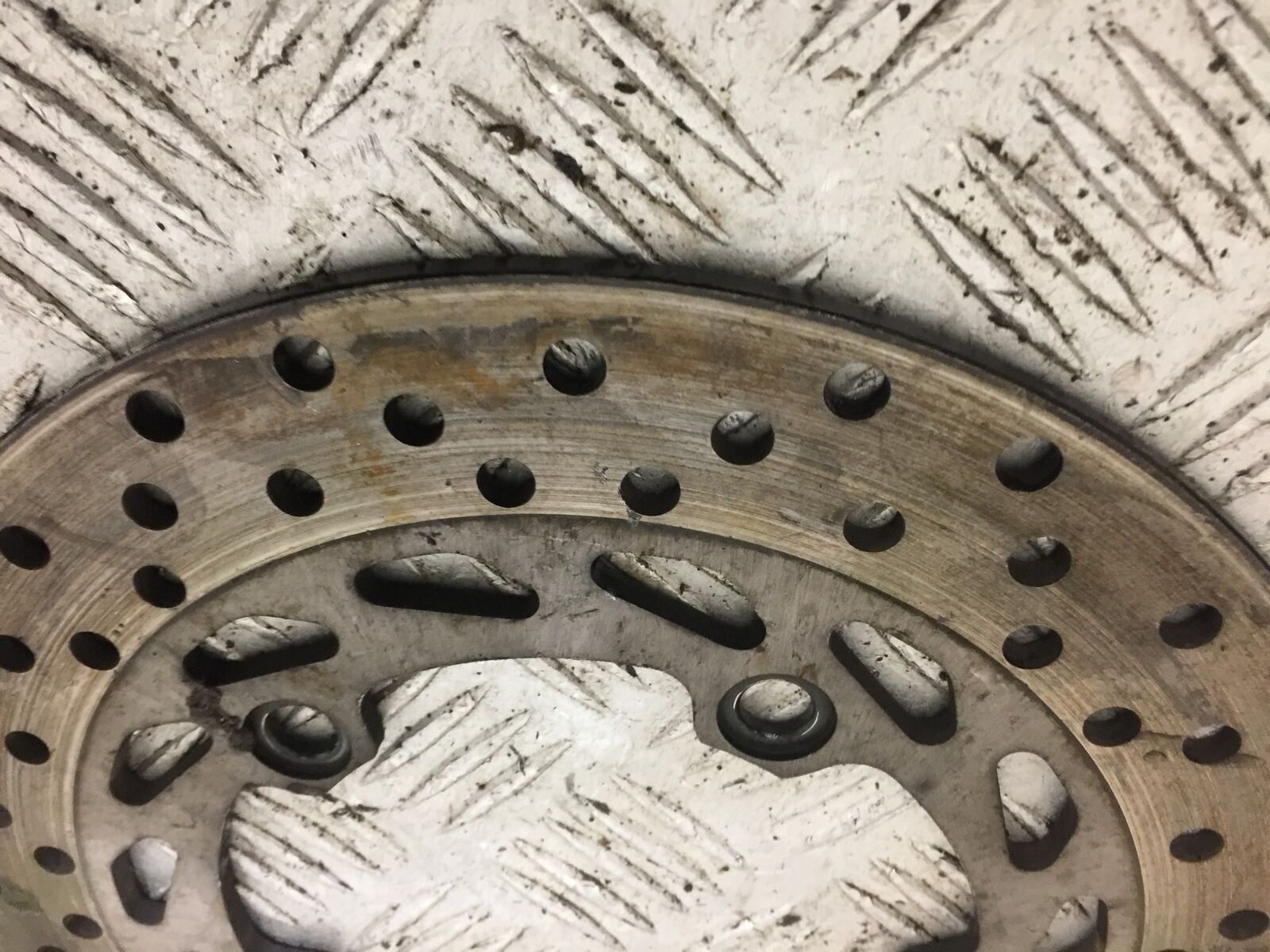 YAMAHA FZ1-N REAR BRAKE DISC YEAR 2006-2012  (STOCK 787)