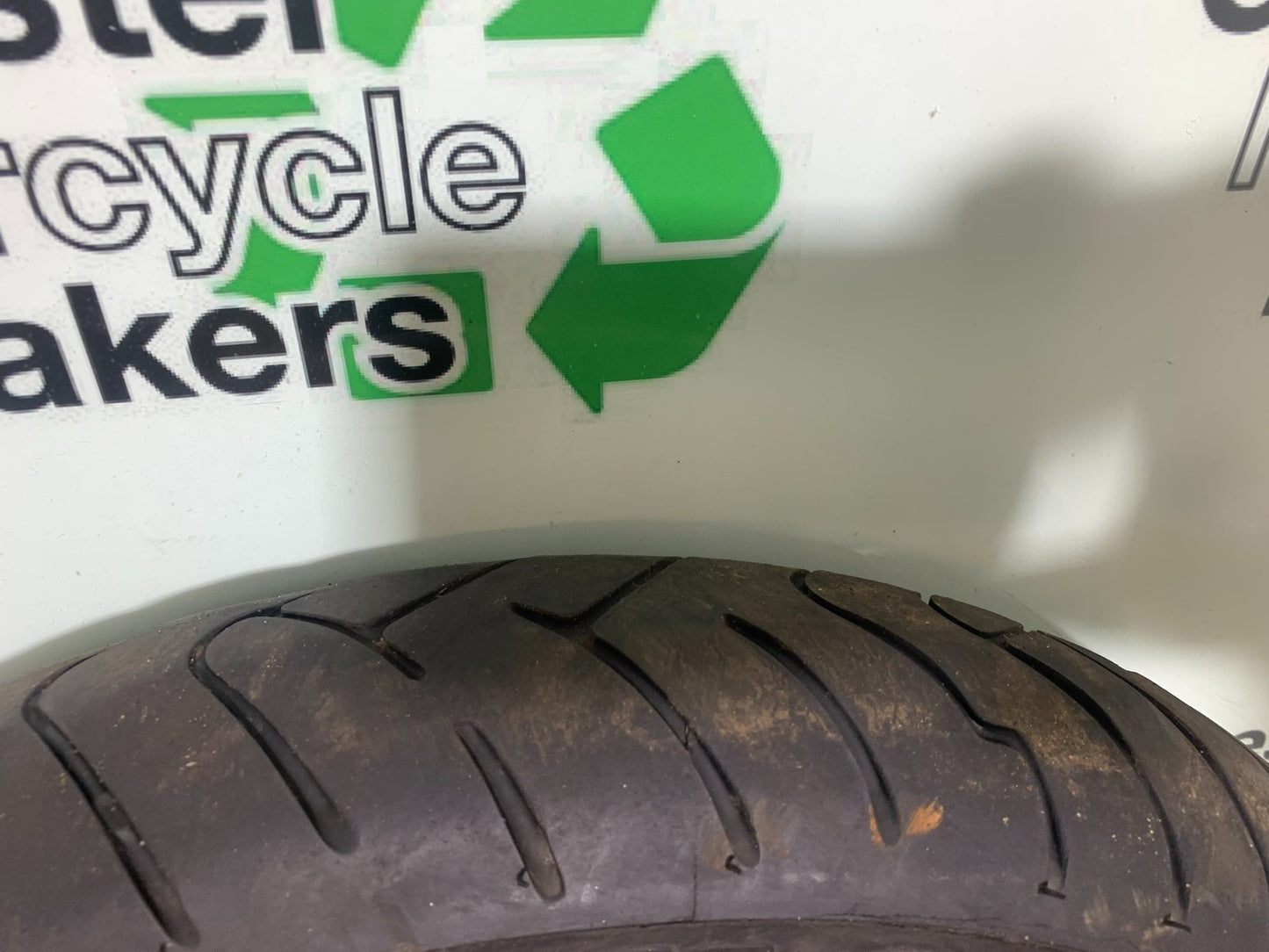 SUZUKI GSX1100 G GSX 1100 G FRONT WHEEL 1991-1996 (CMB1283)