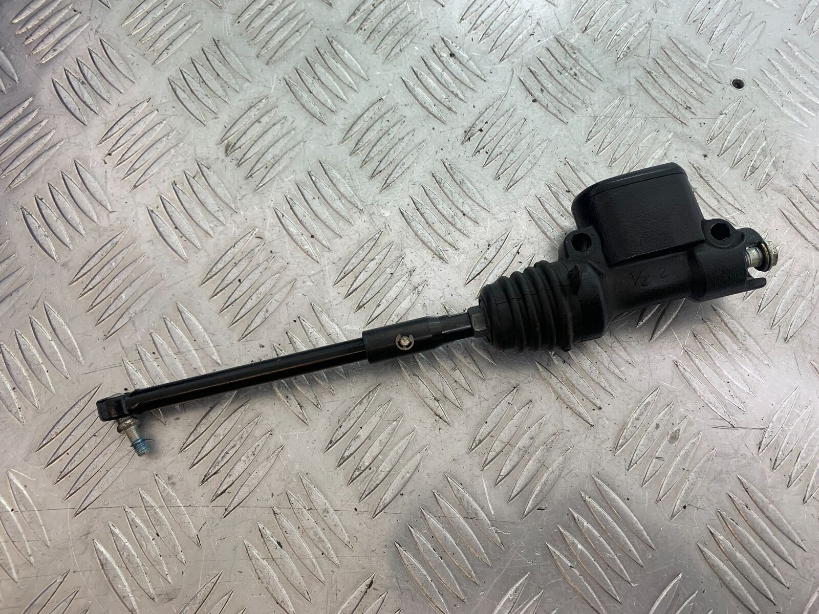 HARLEY DAVIDSON XL883 N IROD REAR MASTER CYLINDER   YEAR 2020  (CMB1116)