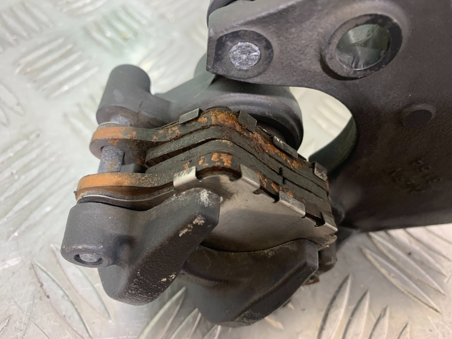 KAWASAKI ZX10R ZX 10R REAR BRAKE CALIPER    YEAR 2011-2015 (CMB1154)