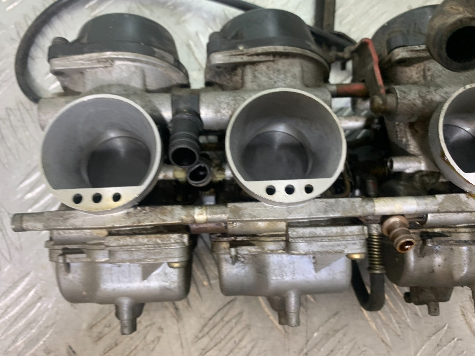 SUZUKI RF900 RF 900 CARBS YEAR 1994-1999 CMB1326