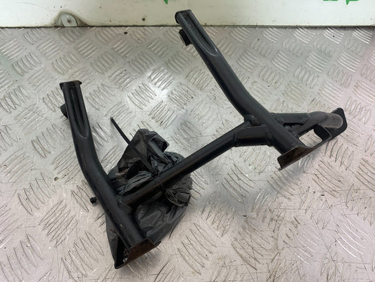 TRIUMPH 1050 SPRINT GT CENTER STAND & FIXINGS  YEAR 2010-2016 (CMB1250)