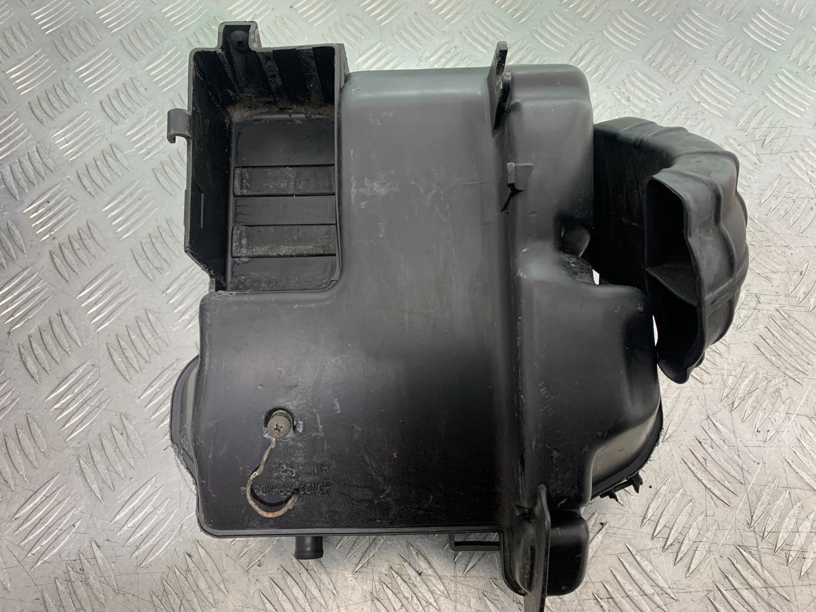 HONDA CB600 CB 600 HORNET AIRBOX  YEAR 1998-2002 (CMB1297)