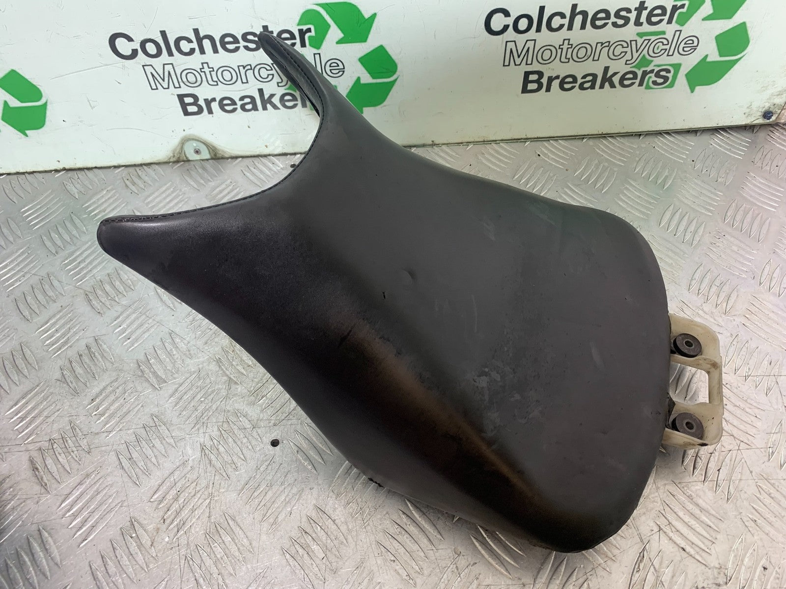 HONDA CB500 F CB500F FRONT SEAT   YEAR 2013-2015  (CMB1235)