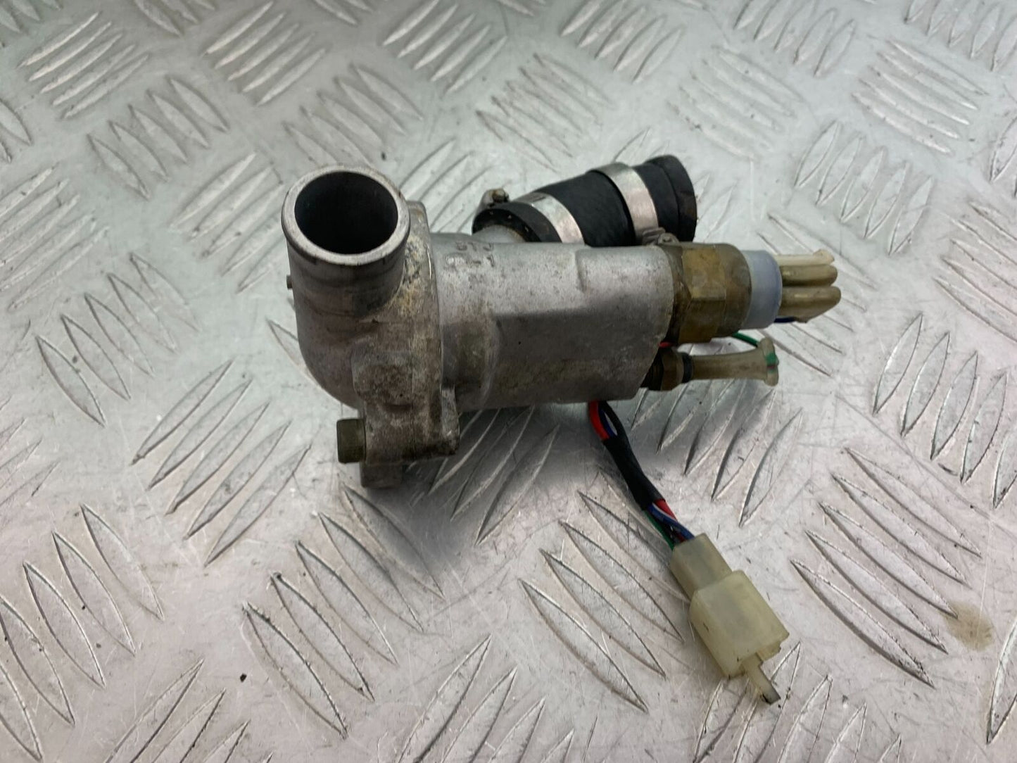 YAMAHA YZF600 YZF 600 THUNDERCAT THERMOSTAT  1996-2003 (CMB1105)