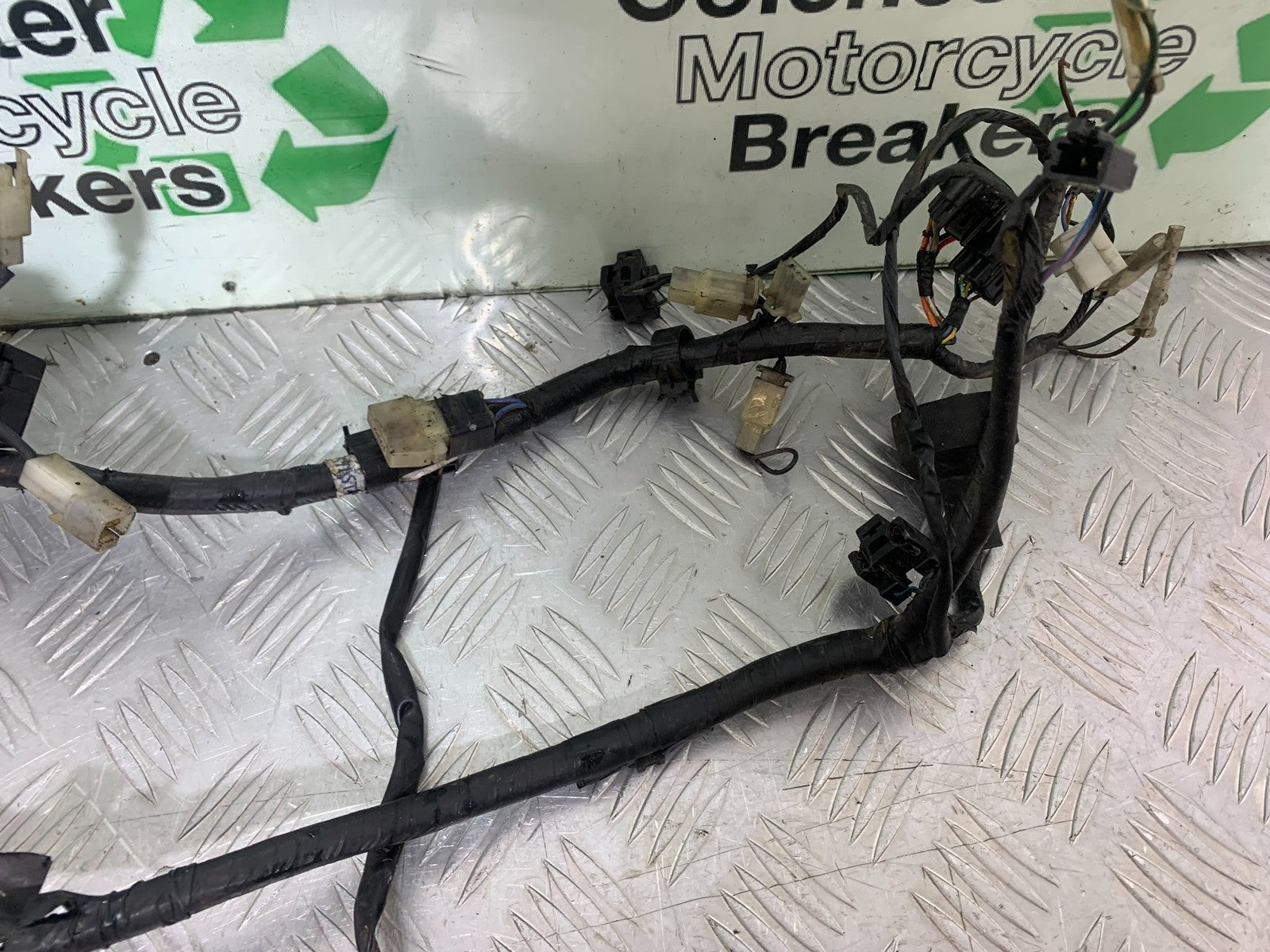 YAMAHA FZS600 FAZER 600 WIRING LOOM   YEAR 1998-2001 (CMB1267)