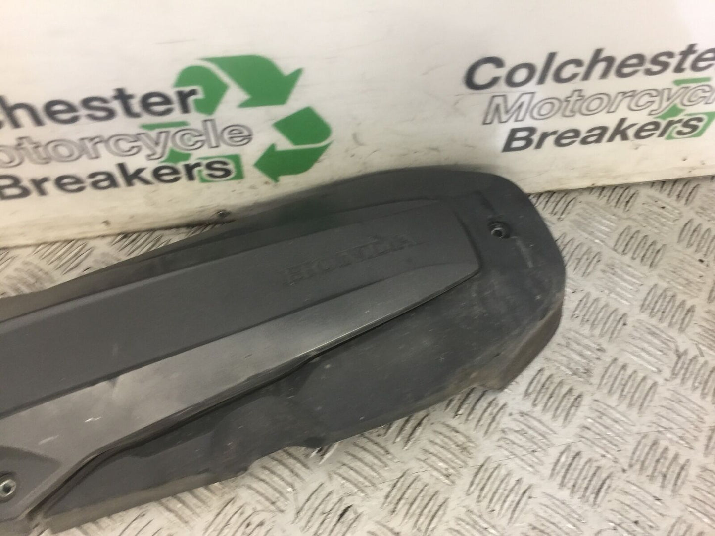 HONDA FORZA 125 ENGINE COVER  YEAR 2015 (STOCK 620)