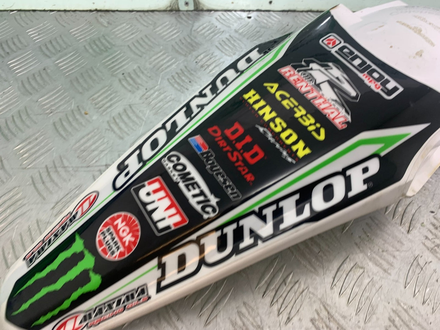 KAWASAKI KXF450 KXF 450 REAR MUDGUARD  YEAR 2013 CMB1217)