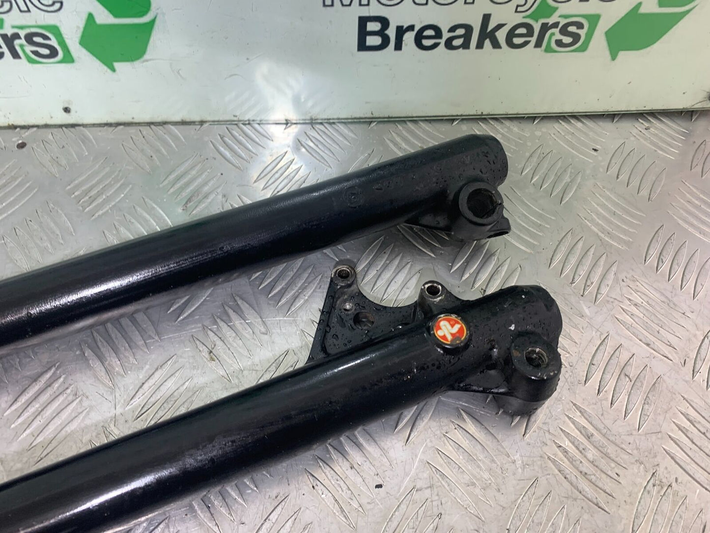 YAMAHA XT125 X XT 125 X FORKS  2005-2011 (CMB1097)
