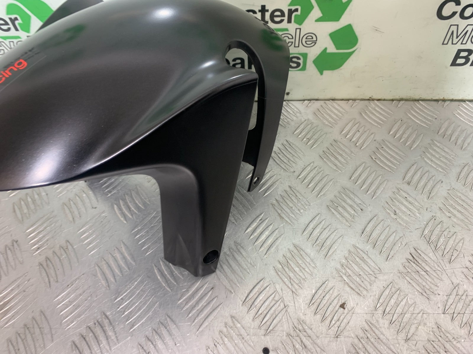 APRILIA TUONO 1000 V4R FRONT MUDGUARD  YEAR 2011-13  (CMB1331)