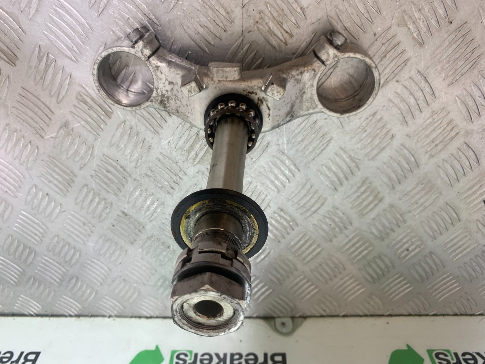 YAMAHA YZF R1 BOTTOM YOKE   YEAR 2004-2006 (CMB1155)