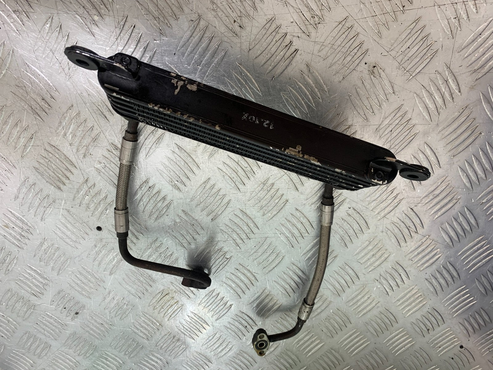 TRIUMPH 1050 SPRINT ST OIL COOLER AND LINES 2003-2011 (CMB1285)