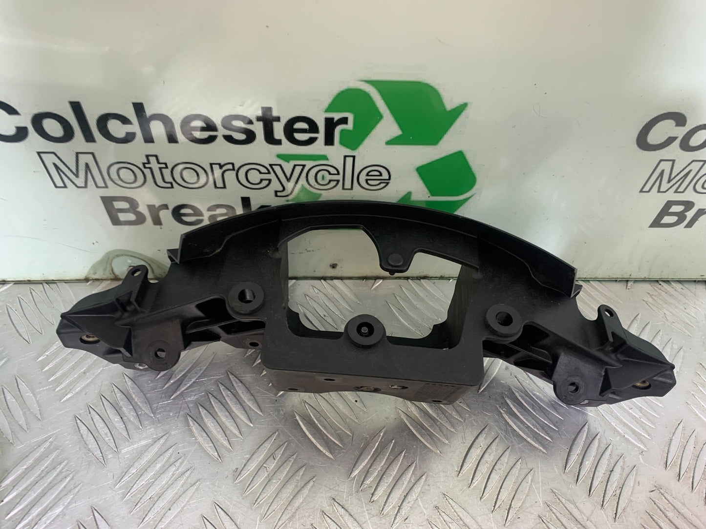 KAWASAKI ZX10R ZX 10R FAIRING BRACKET  YEAR 2011-2015 (CMB1154)