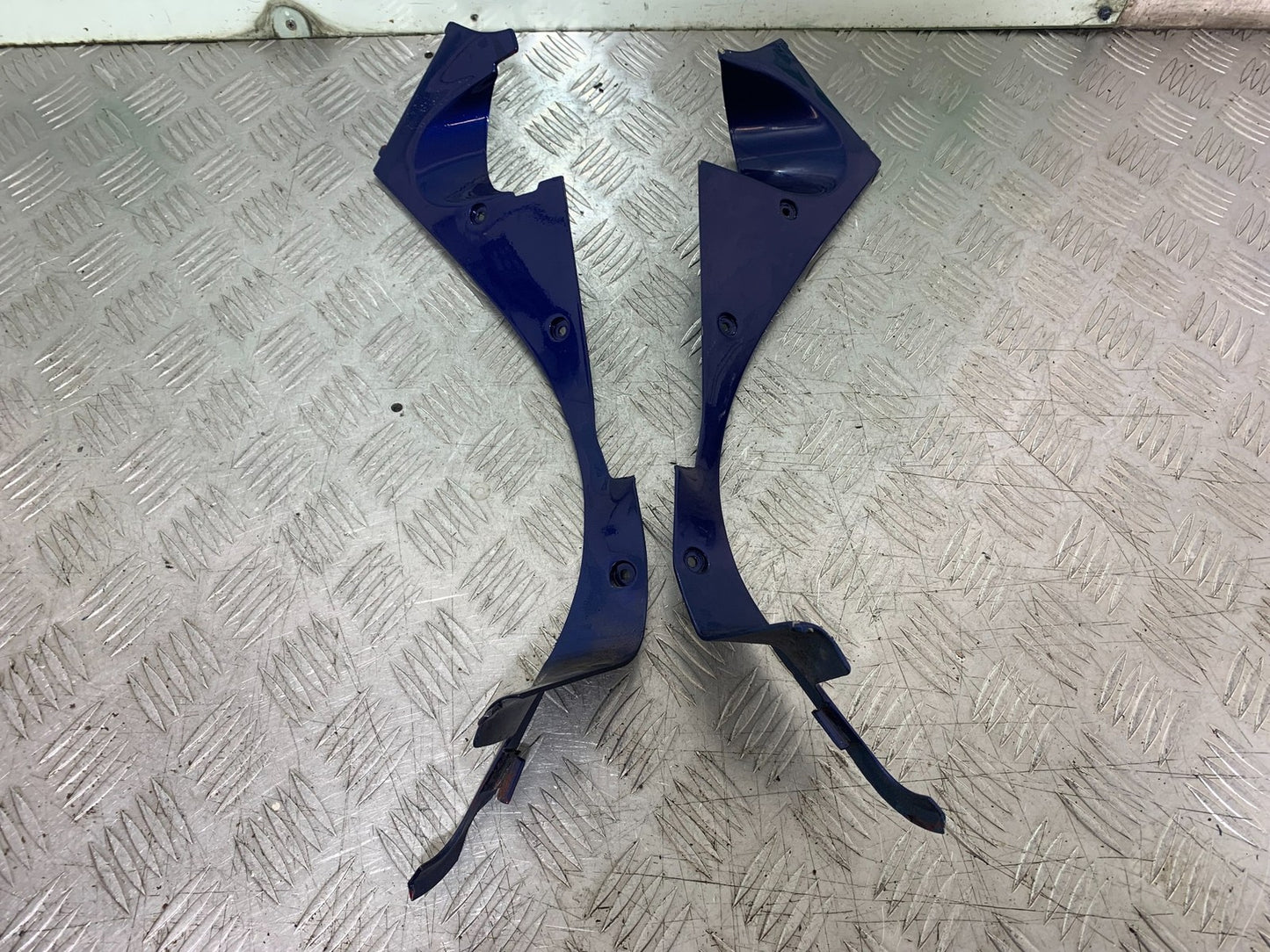 KAWASAKI ZZR1100 D LEFT & RIGHT INNER INFILLS  V-PIECE YEAR 1993-2001 (CMB1289)